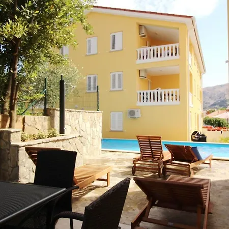 Апартаменты In Mit Gemeinsamem Pool Und Grill By Interhome Башка